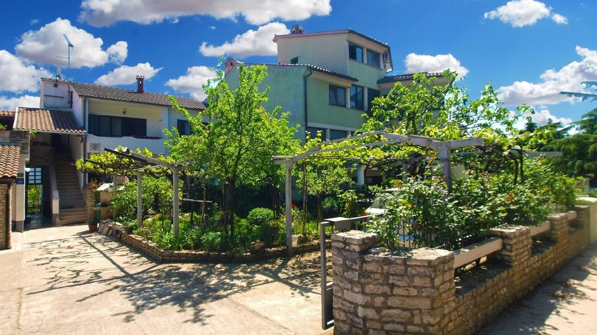 Apartment Ferienwohnung Fuer 4 Personen Ca 28 Qm In Pula, Istrien Istrische Riviera
